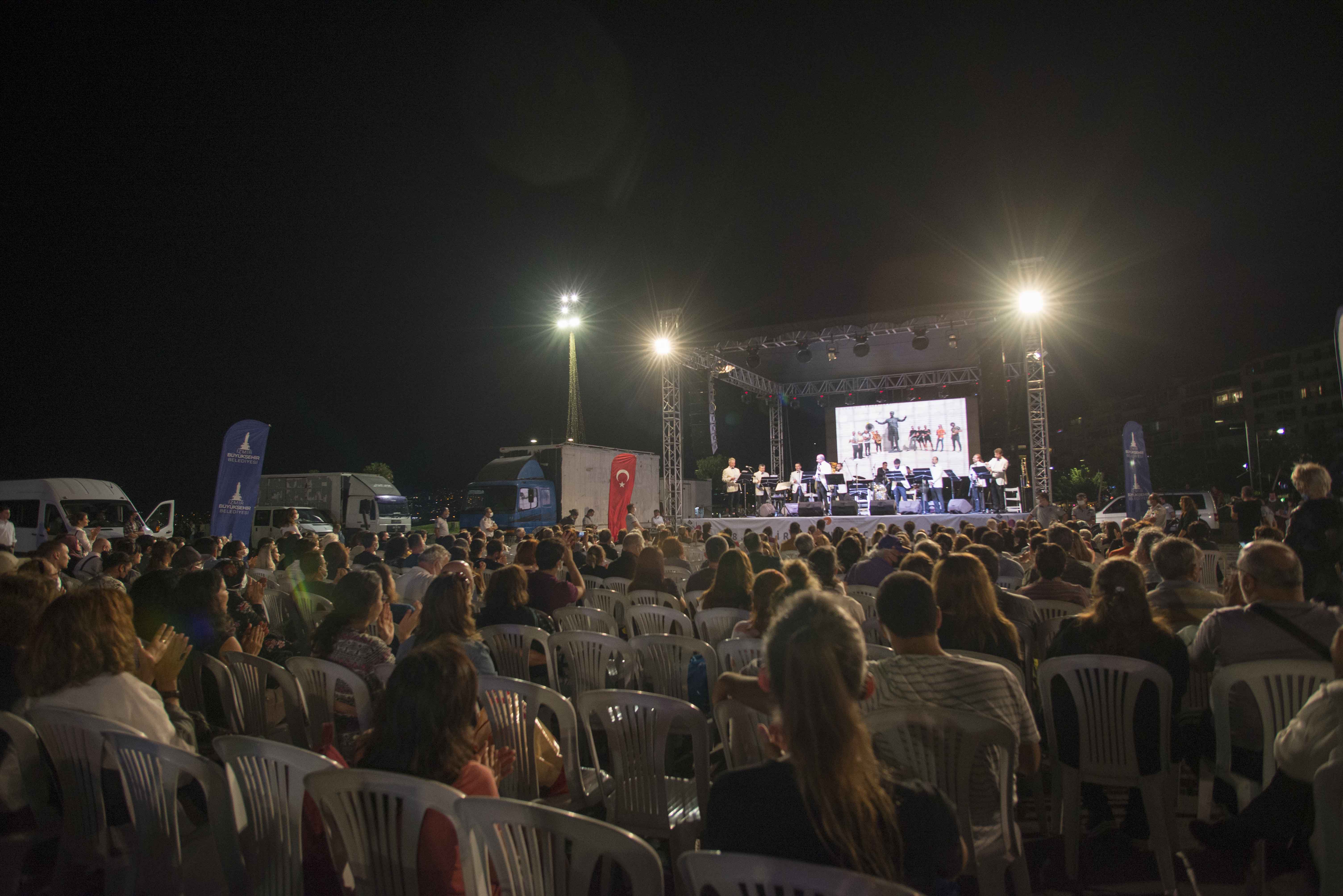 İzmir'de Caz Akşamları