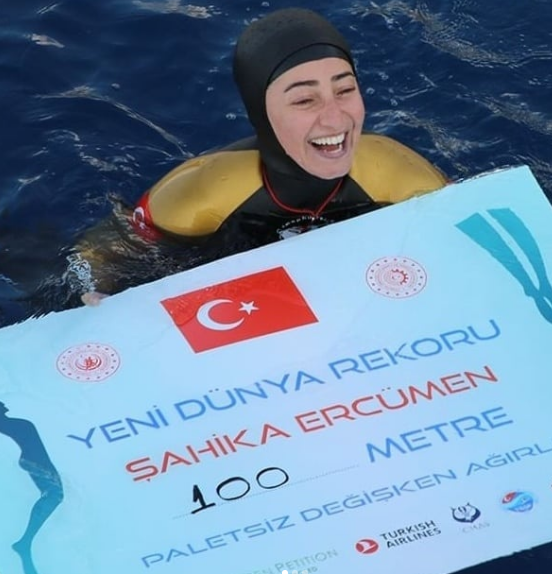 Şahika Ercümen'den Dünya Rekoru!