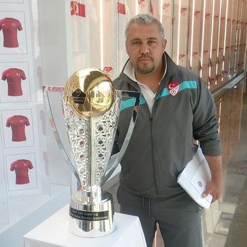 MUSTAFA KEMAL USTAMDAN ULUSU BAŞKANIMDAN KİTAP