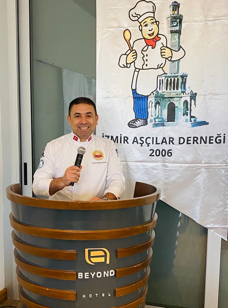 İzmir Aşçılar Derneğinde Başkan Bucak Güven Tazeledi