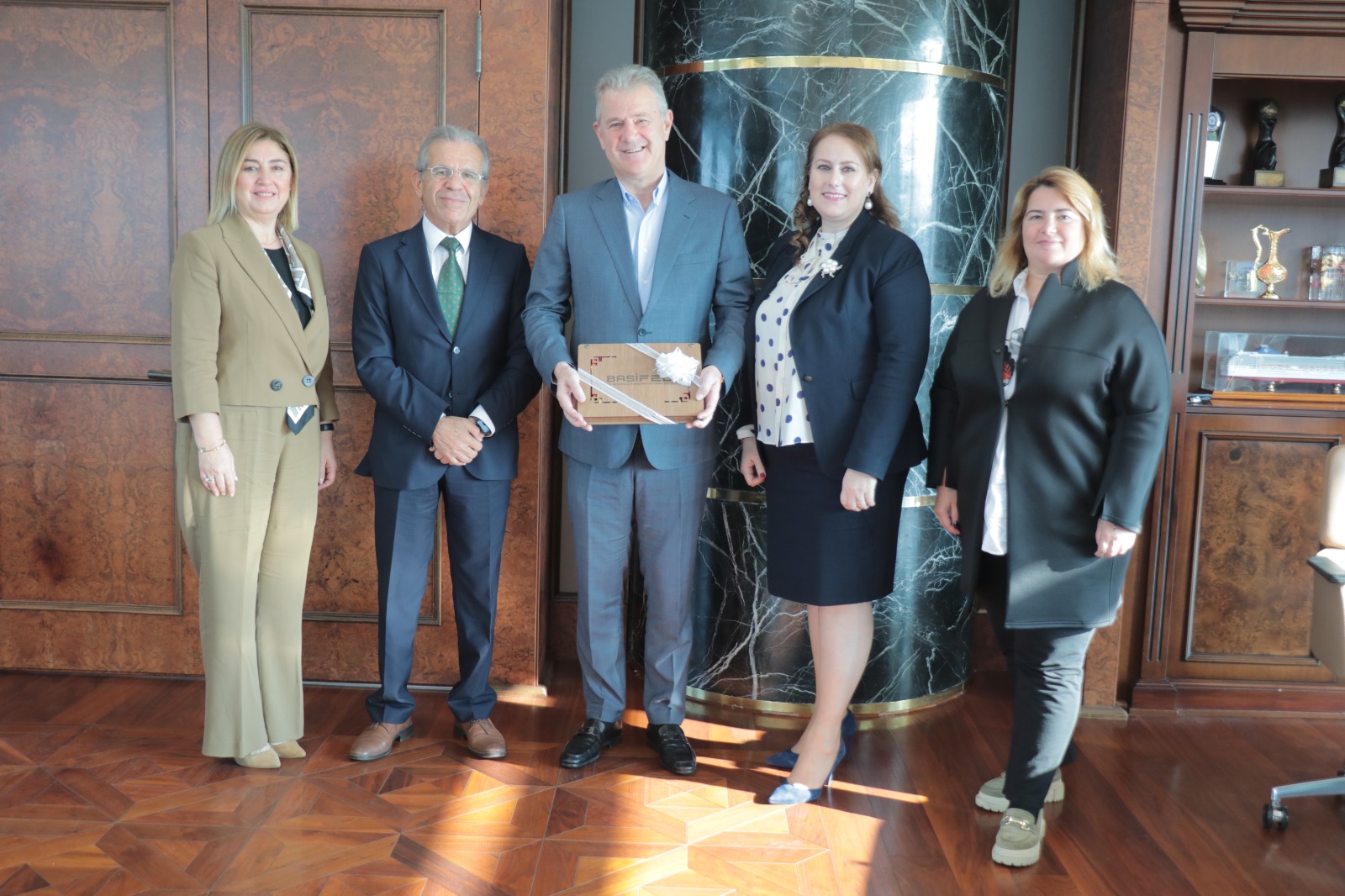 BASİFED’den İZTO’ya ziyaret İzmir için işbirliğine devam edecekler