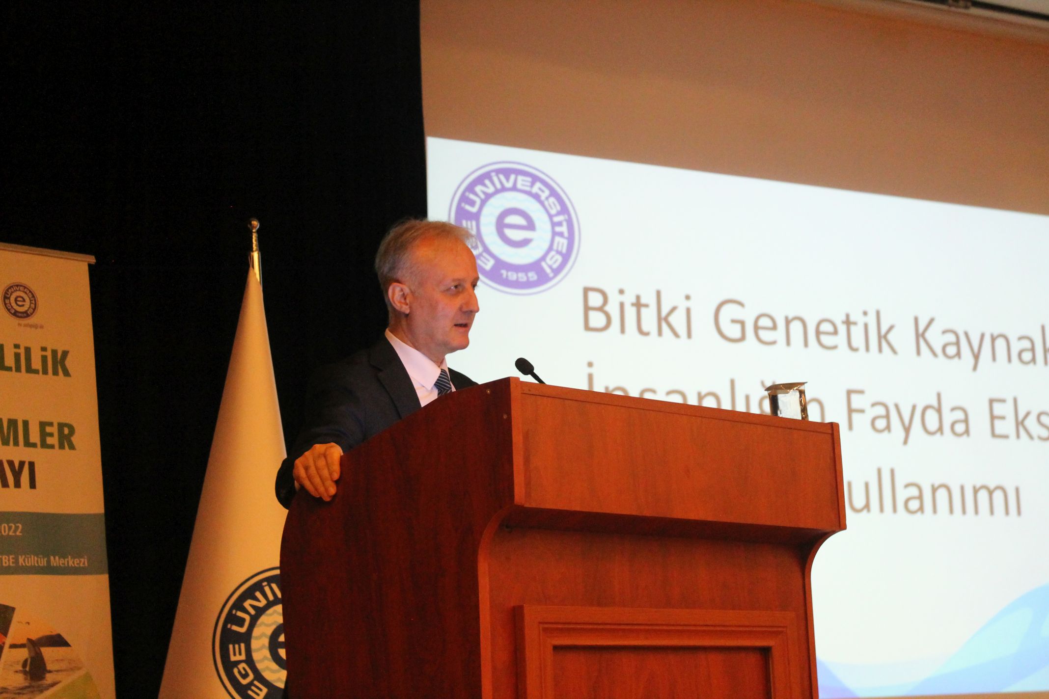 Ege Üniversitesi ev sahipliğinde düzenlenen “TÜBA Biyoçeşitlilik ve Ekosistemler Çalıştayı” sona erdi