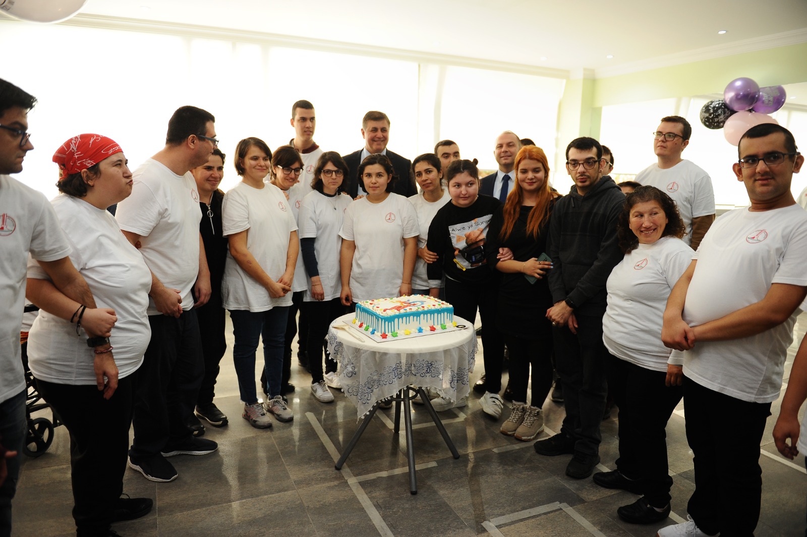 Karşıyaka'da Engelliler Haftası'na Özel Kutlama