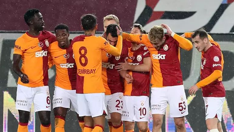 Zaha mı, Icardı mi? Okan Buruk, Galatasaray-İstanbulspor maçı öncesi kararını verdi