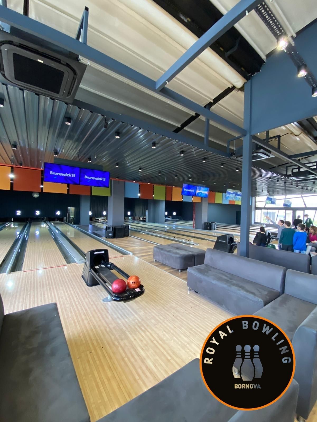 Forum Bornova'da Eğlencenin Yeni Adresi: Royal BOWLING!