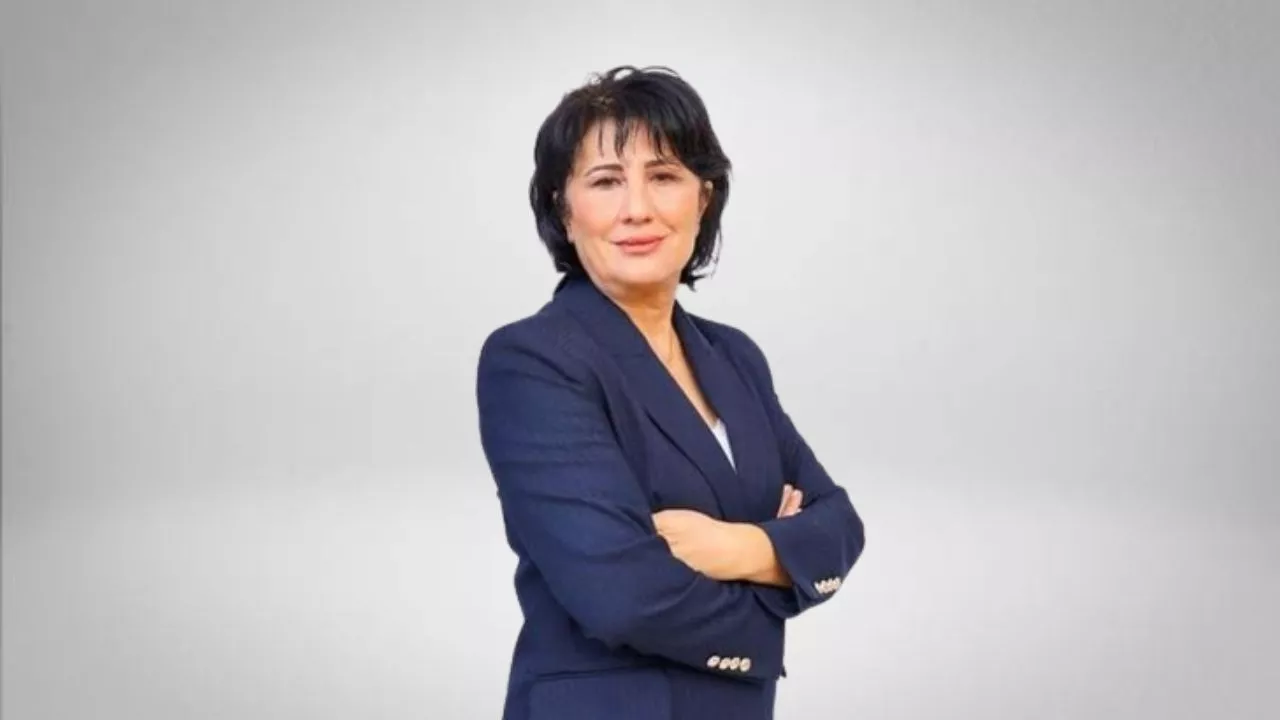 İzmir'de 8 kadın belediye başkanı seçimi kazandı