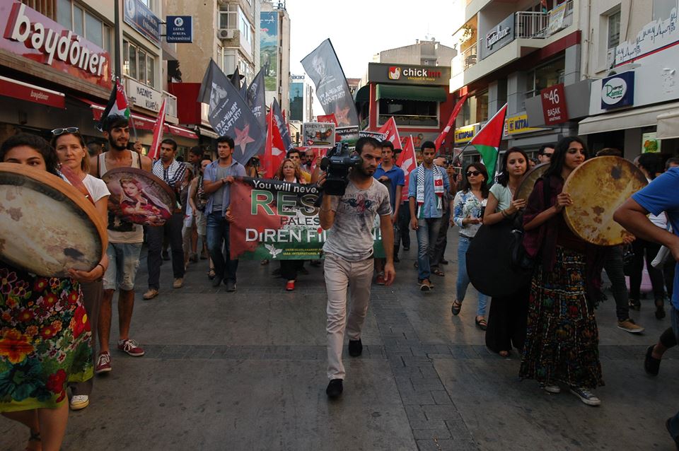 Uluslararası Aktivist Sanatçılar Birliği'nden 1 Mayıs İşçi Bayramı Yürüyüşü'ne Davet
