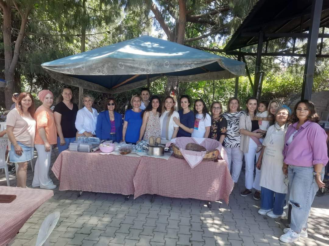 Güzelbahçe'de Kadın Dayanışması