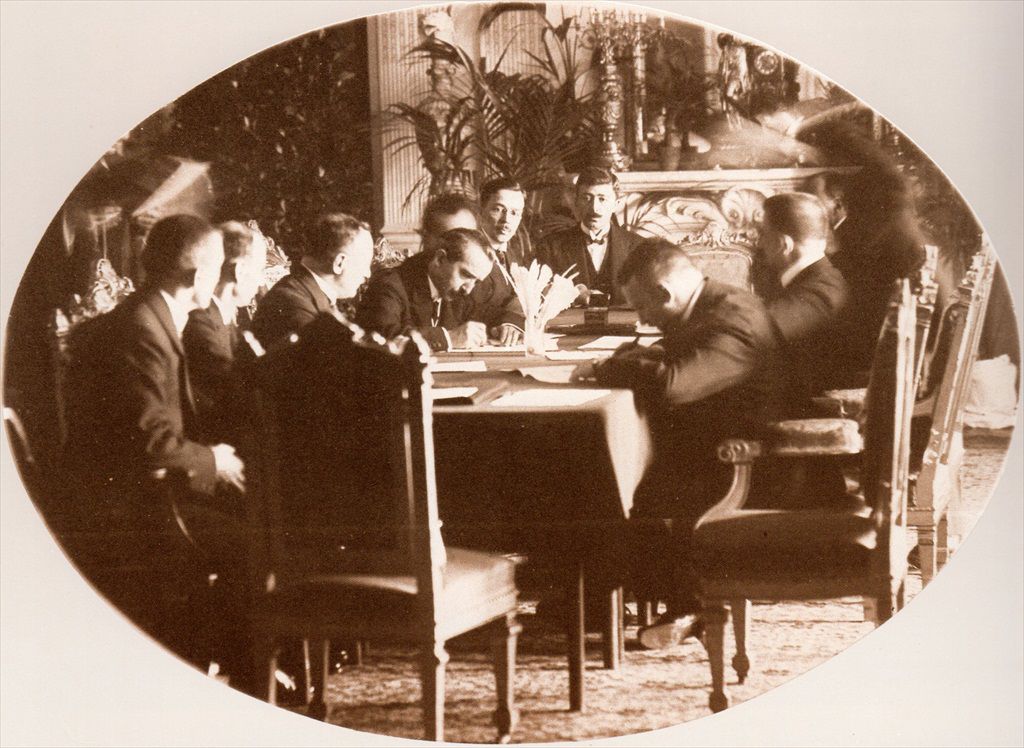 LOZAN'DAN CUMHURİYET YÜRÜYÜŞÜNE