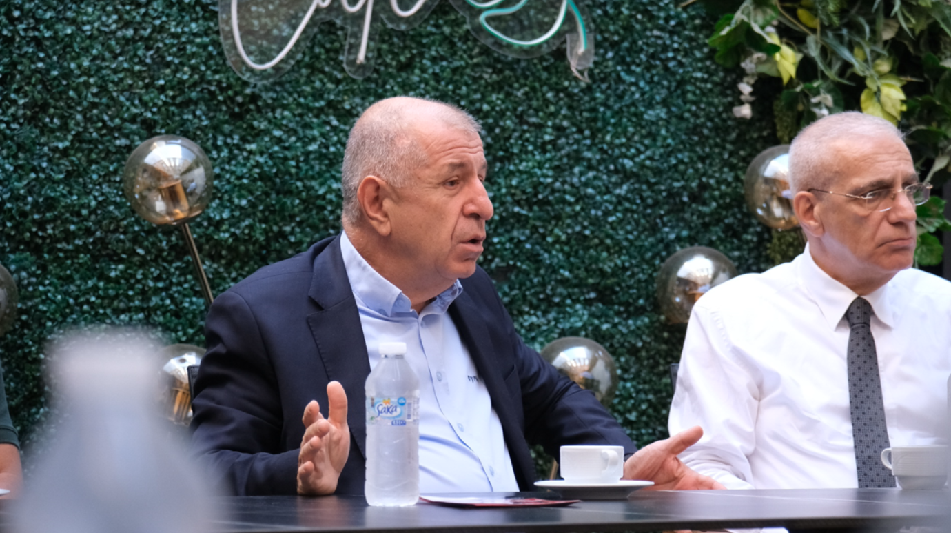 BAĞIMLI AİLELERİNDEN ÜMİT ÖZDAĞ’A ZİYARET