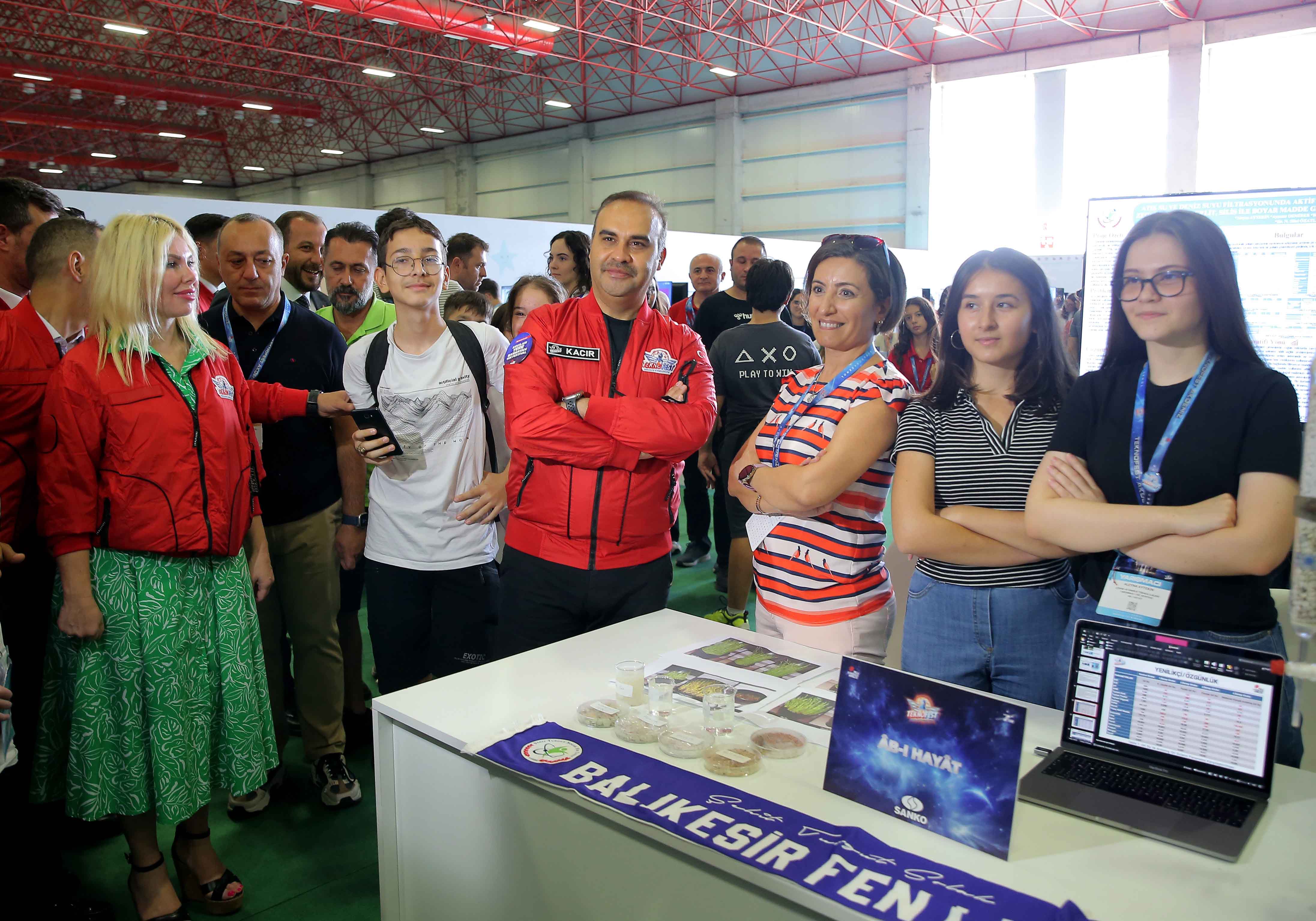 TEKNOFEST AKDENİZ’DE EN ÇEVRECİ PROJELER ÖDÜLLENDİRİLDİ