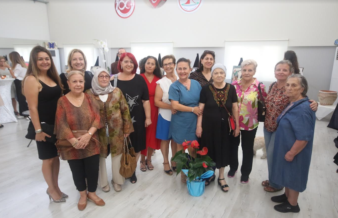 'KADIN 'Yeryüzünde Gördüğünüz Herşey Kadının Eseridir' Mozaik Sergisi Açıldı