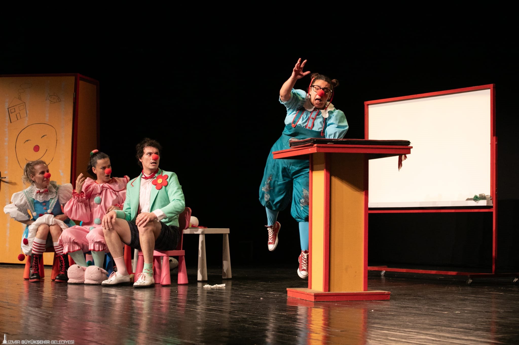 Soytarılar Okulu minikler için sahnelendi