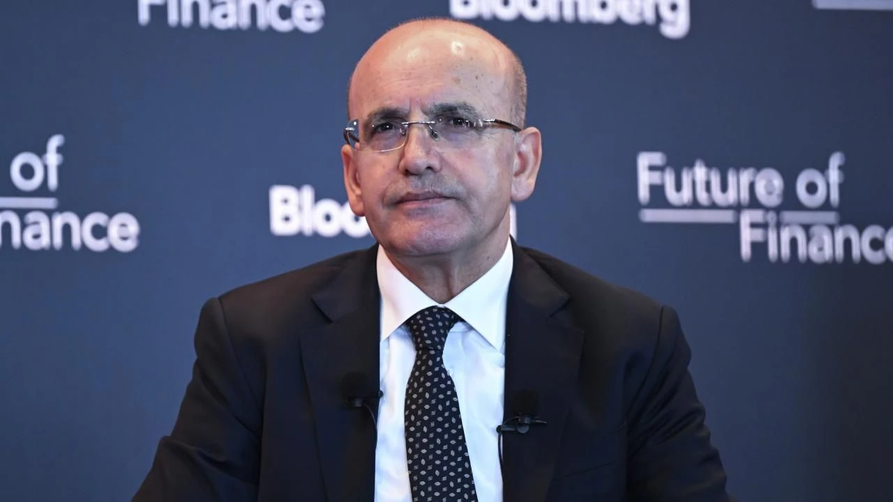 Mehmet Şimşek’in ekonomi politikalarına Yeni Şafak’tan sert eleştiri!