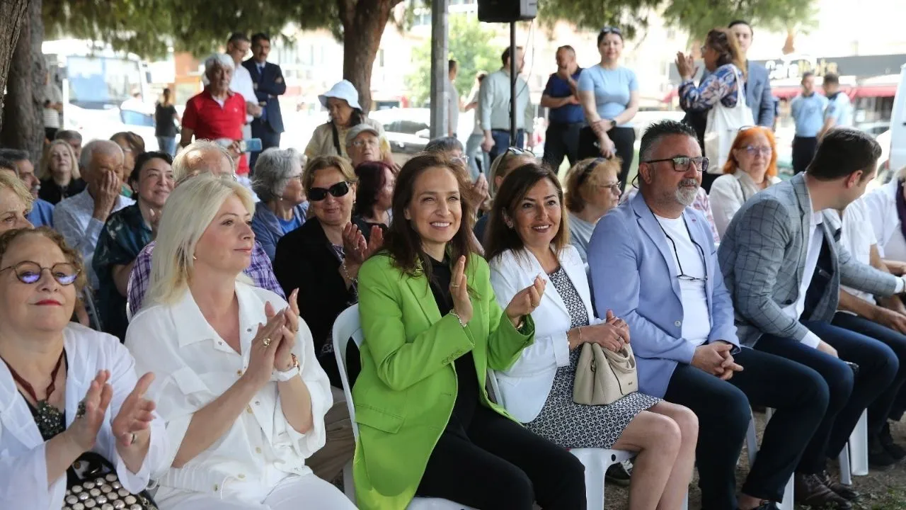 Nazım Hikmet Karşıyaka’da unutulmadı