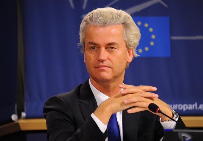 Türk ve İslam düşmanı Wilders çekildi, Hollanda'da hükümet düştü, Başbakan istifa etti