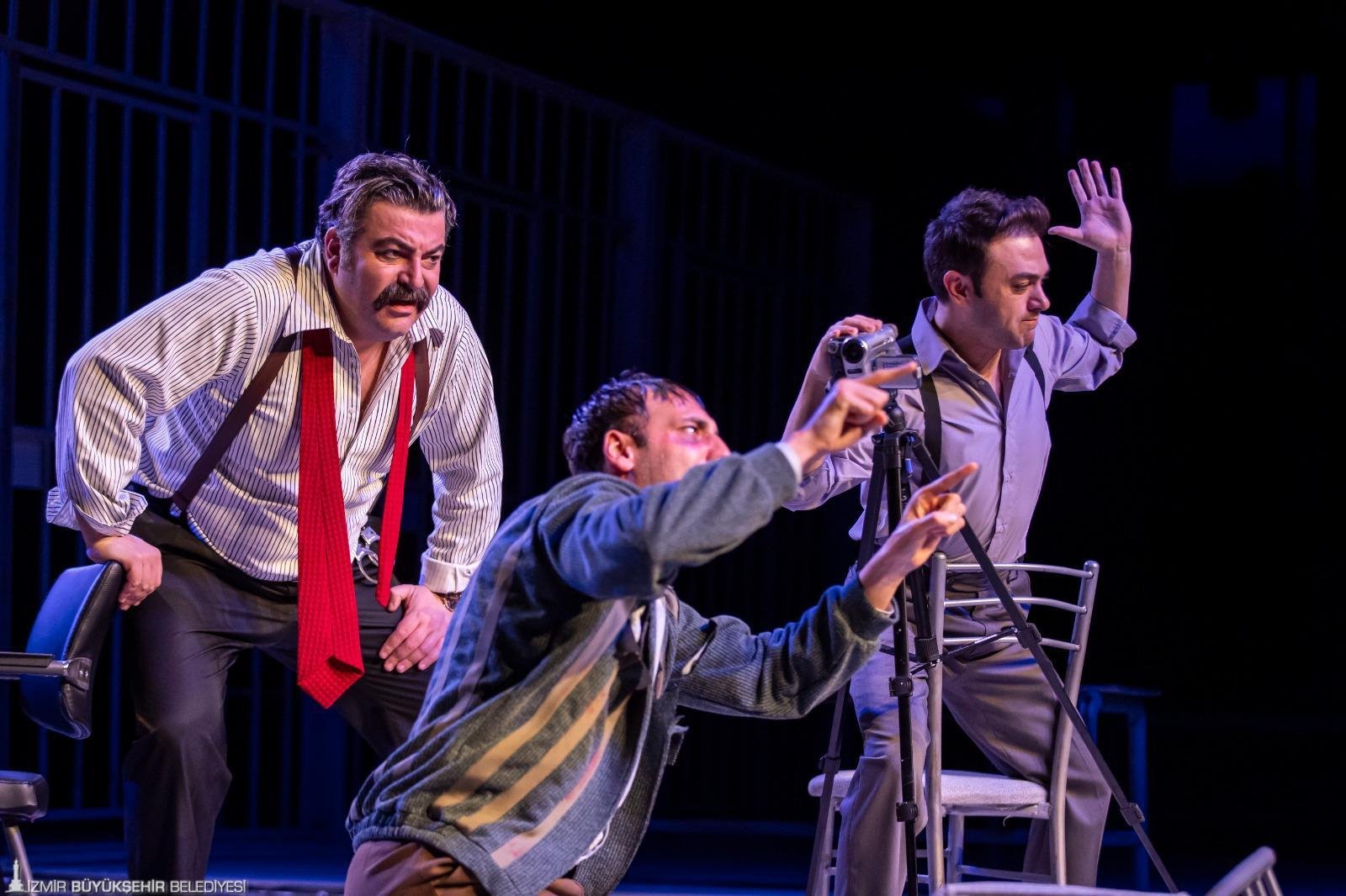 İzmir Büyükşehir Belediyesi Şehir Tiyatroları’ndan 2024-2025 Tiyatro Sezonu’na ilişkin değerlendirme”