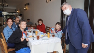 Başkan Oran’dan vatandaşlara Ay Yıldızlı Türk Bayrağı