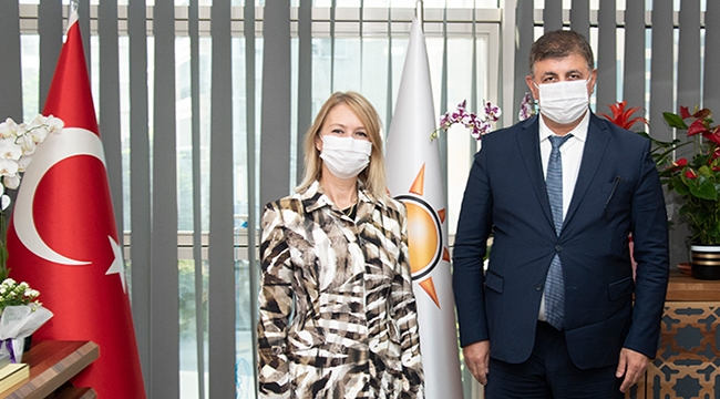 Başkan Tugay&#039;dan AK Parti İlçe Başkanına ziyareti