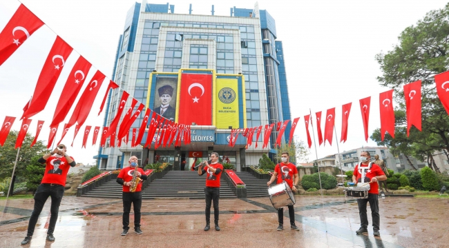 Buca’da gün boyu Cumhuriyet coşkusu