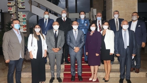 İZSİAD’dan İBB kampanyasına 100 tablet