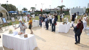 Karşıyakalı 40 kadından mozaik sergisi