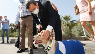 Konak’ta can dostlara 4 Ekim sürprizi