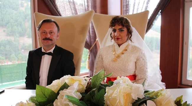 ÜNLÜ OYUNCULAR ÇEKİMLERDE &quot;CAG KEBABI&quot; İLE KİLO ALDI!