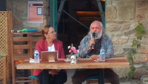 Yazar Ahmet Önel ‘Foça Mektuplarını’ söyleşiyle imzaladı