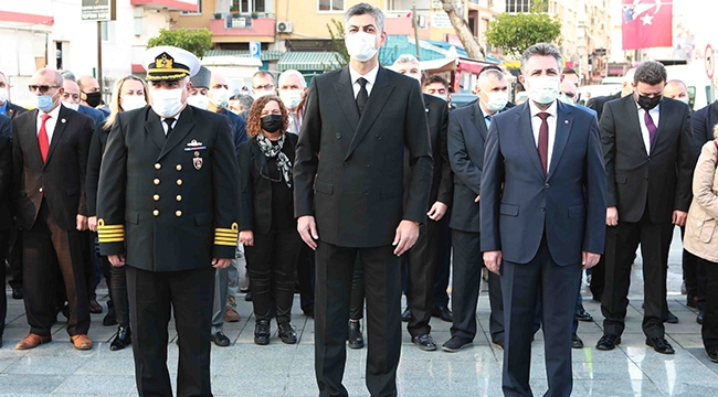 Bayraklı Ata’sını andı