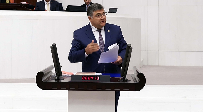 Milletvekili Sındır: Öğretmenlere maaş düşük, atama yok!