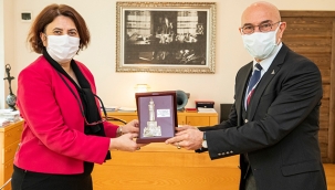 Başkan Soyer Karakurt'u ağırladı