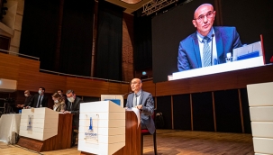 Başkan Soyer yılın son meclisinde konuştu