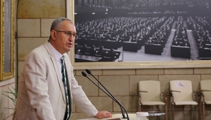 CHP’li Sertel: Turizmci kan ağlıyor bakan krizi fırsata çeviriyor!