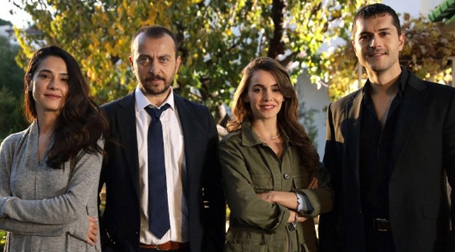 İzmir Yarımadası Son Yaz dizisine sahne oluyor