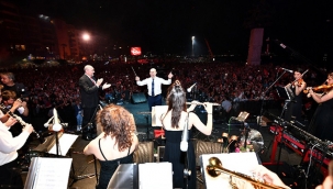 İzmirli sanatçılara Büyükşehir Belediyesi destek olacak