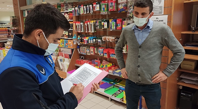 Karabağlar Zabıtası işyerlerini denetledi