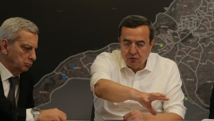 Batur: Uçaktan bakanlar modern bir Konak görecek