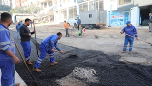 Bayraklı’ya 1 yılda 90 bin ton asfalt, 35 bin metrekare kilit parke