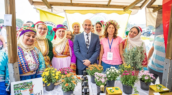 Karşıyaka’da başıboş eşek koruma altına alındı