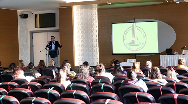 Öğretmenlere salgınla mücadele semineri