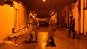 Sağanak yağmur ve şiddetli rüzgar sabaha kadar sürdü