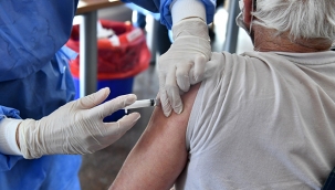 Sosyal Yaşam Kampüsü’nde ilk doz aşılar yapıldı