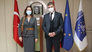 Yunan Başkonsolos’tan Tugay’a dostluk ziyareti