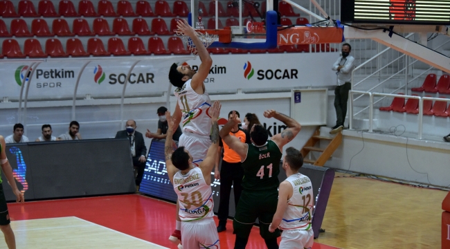 Aliağa Petkimspor Evinde Kazandı