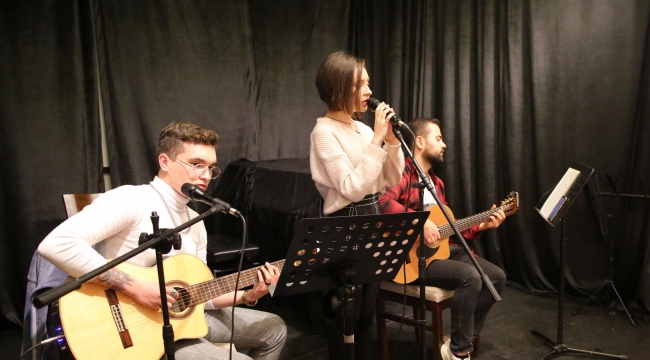 Buca’da sanatın temeli gençlik merkezlerinde atılıyor