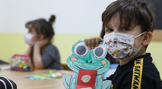 Pırlanta Merkezleri tam zamanlı kreşle taçlanıyor