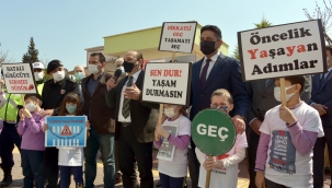 Aliağa’da “Yaya Önceliği Kırmızı Çizgimizdir” Etkinliği