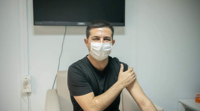 Başkan ömer günel&#039;den aşı sırası gelen vatandaşlara çağrı