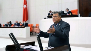 CHP’li Sındır, “Kadınlarımızdan neden korkuyorsunuz?”